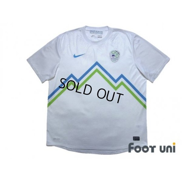 Photo1: Slovenia 2012 Home Shirt