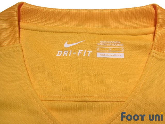 Brazil 2010 Away Shirt #10 Kaka - Online Store From Footuni Japan